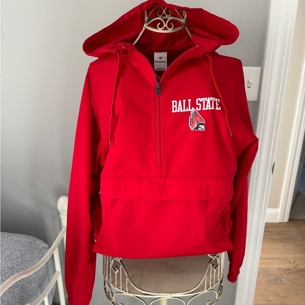 Fanatic windbreaker ball state
